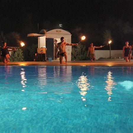 Hotel Club Cala Longa Montauro Extérieur photo
