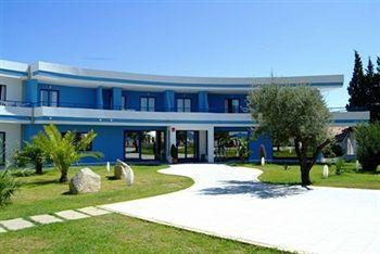 Hotel Club Cala Longa Montauro Extérieur photo