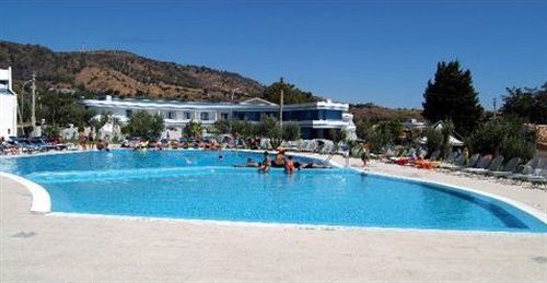 Hotel Club Cala Longa Montauro Extérieur photo