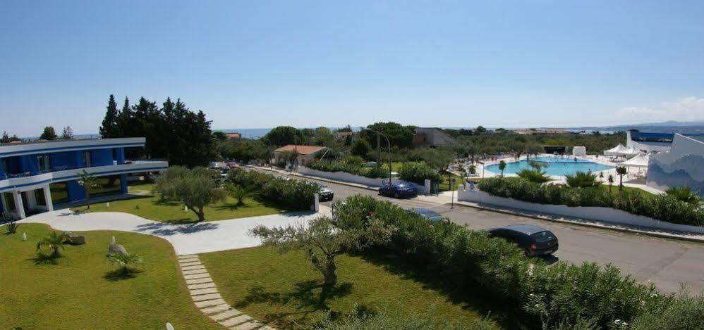 Hotel Club Cala Longa Montauro Extérieur photo
